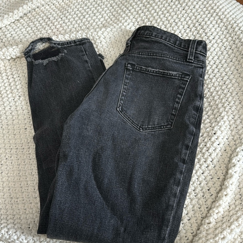 Abercrombie Ultra High Rise Ankle Straight Jeans